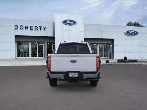 New 2026 Ford F250 Lariat w/ FX4 Off-Road Package image 5