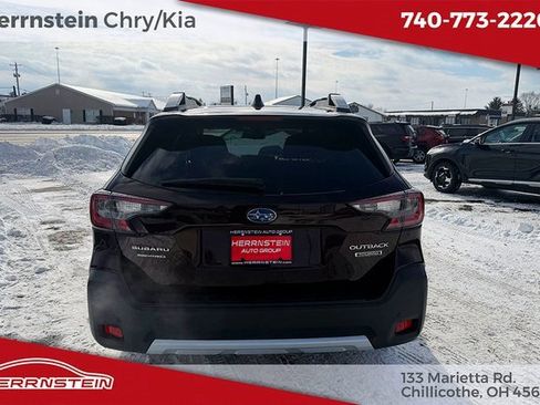 Used 2023 Subaru Outback Touring image 30