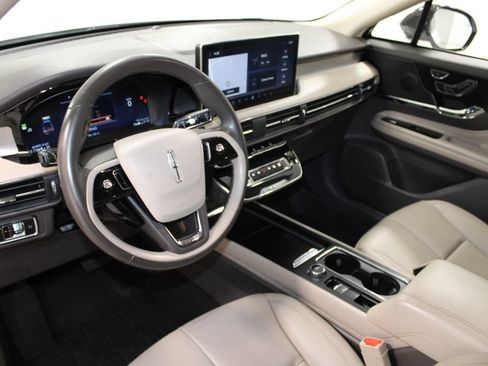 Used 2023 Lincoln Corsair FWD image 24