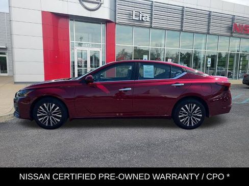 Certified 2023 Nissan Altima 2.5 SV w/ SV Premium Package AWD/4WD image 10