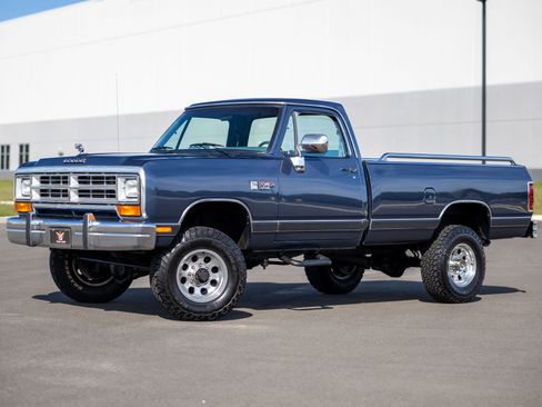 Used 1989 Dodge D/W Truck 350 image 2