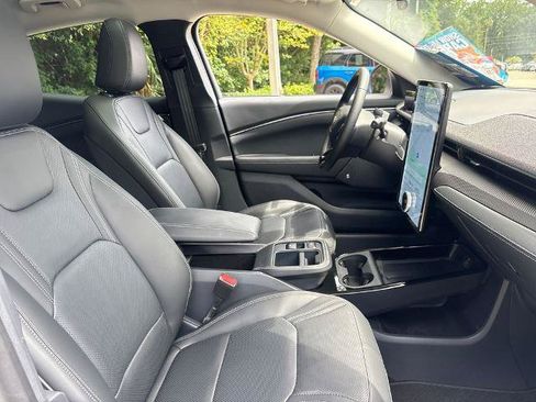 Certified 2025 Ford Mustang Mach-E Premium AWD/4WD image 28