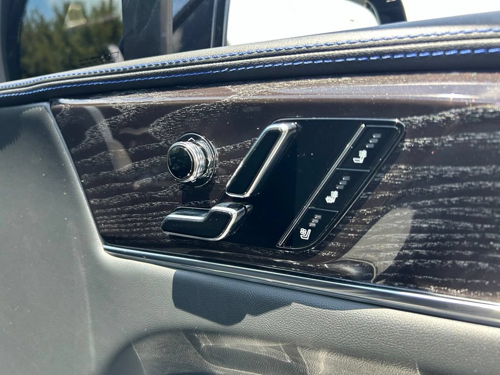 Used 2025 Cadillac Escalade IQ Sport 1 AWD/4WD image 58