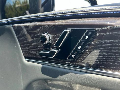 Used 2025 Cadillac Escalade IQ Sport 1 AWD/4WD image 58