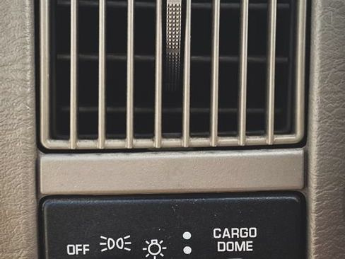 Used 2003 Dodge Ram 1500 Truck ST RWD image 8
