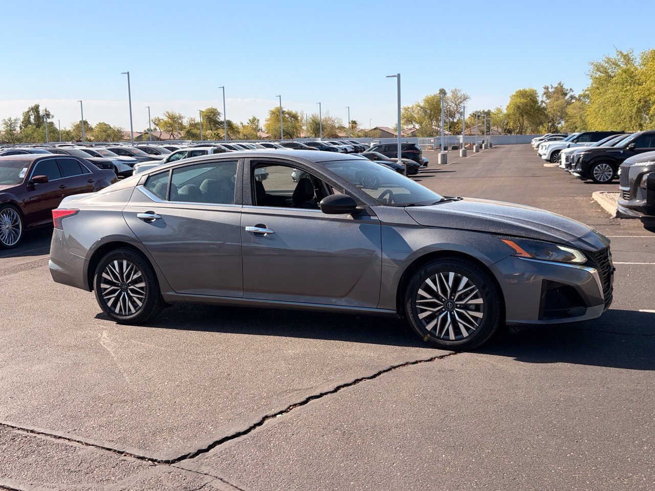 Certified 2024 Nissan Altima 2.5 SV FWD image 6