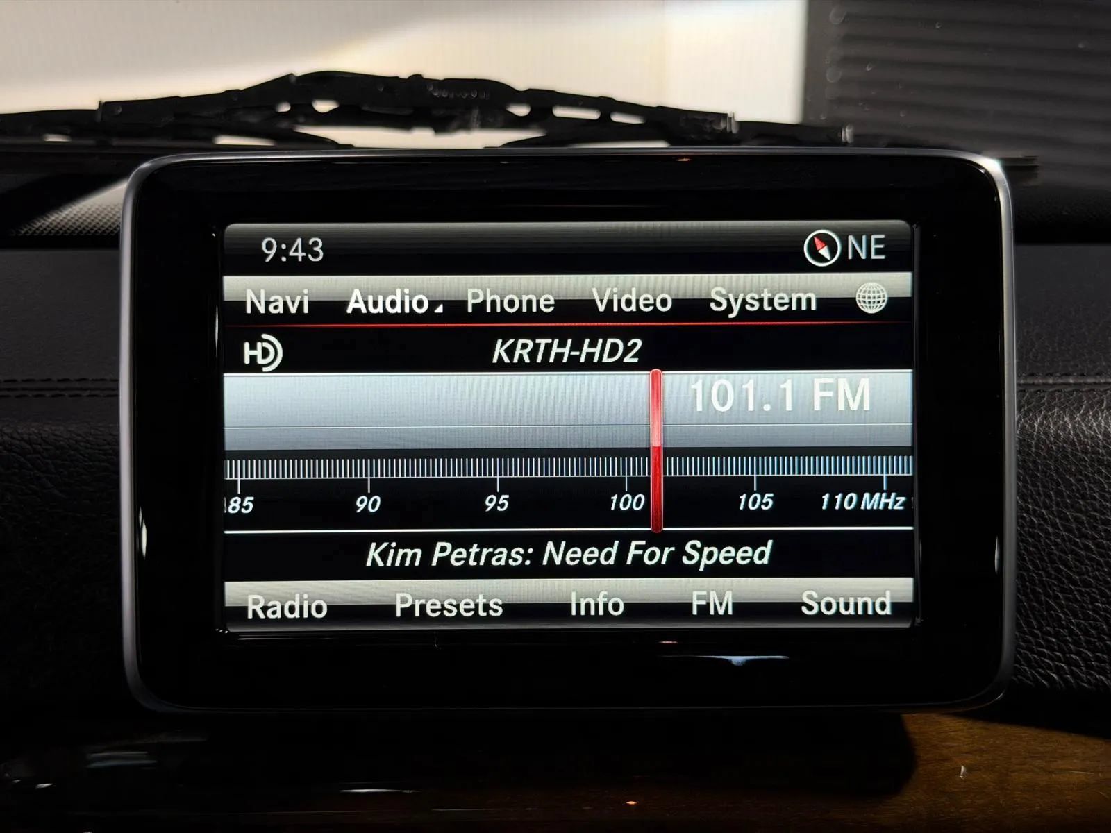 Used 2015 Mercedes-Benz G 63 AMG 4MATIC image 43