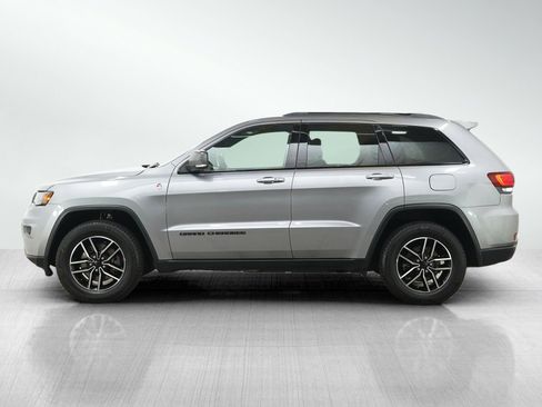Used 2021 Jeep Grand Cherokee Trailhawk image 2
