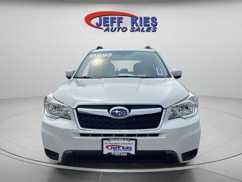 Used 2016 Subaru Forester 2.5i Premium w/ Protection Package #1 AWD/4WD image 2