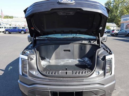 New 2025 Ford F150 Lightning Platinum image 41