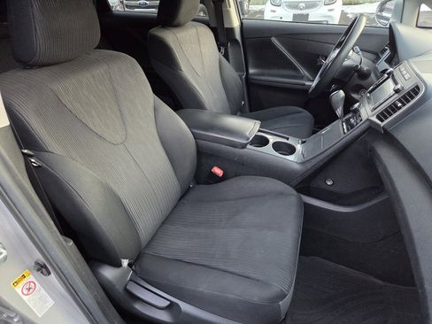 Used 2013 Toyota Venza XLE image 17