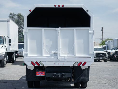 Used 2022 RAM 5500 Tradesman w/ Chrome Appearance Group AWD/4WD image 12