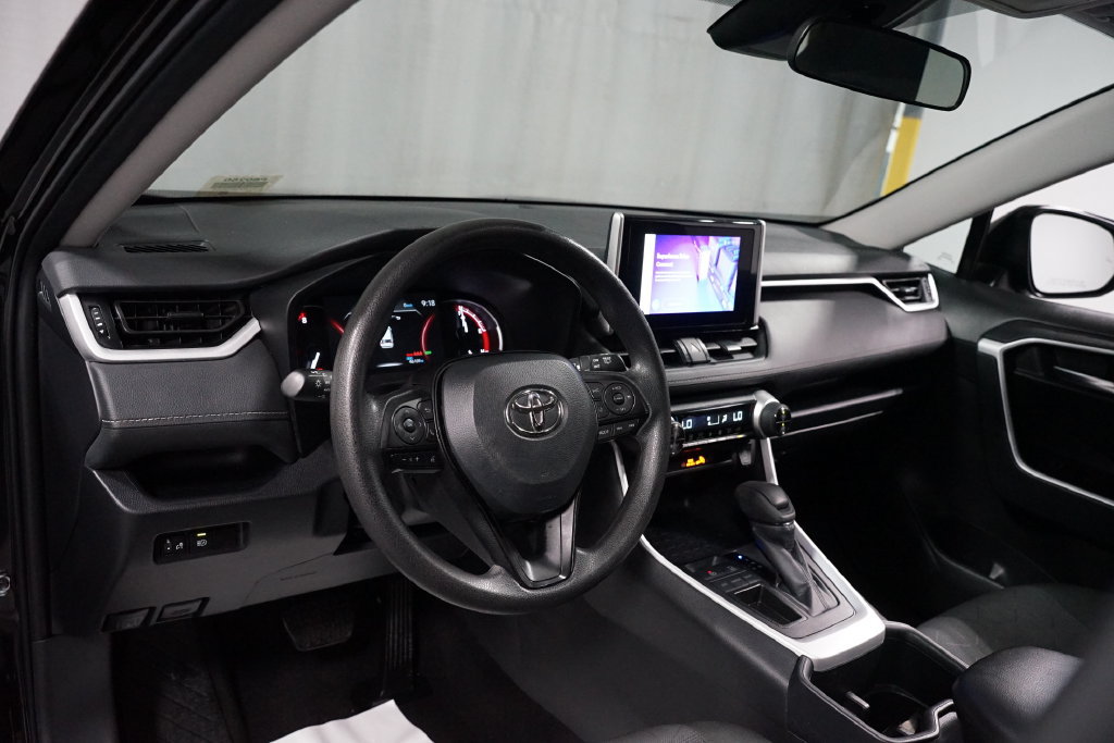 Certified 2025 Toyota RAV4 XLE FWD image 11