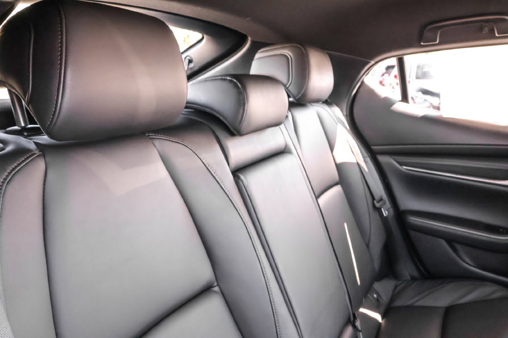 Used 2024 MAZDA MAZDA3 s FWD image 33