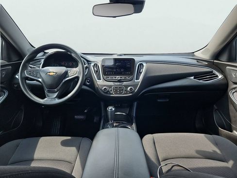 Used 2020 Chevrolet Malibu LT FWD image 11