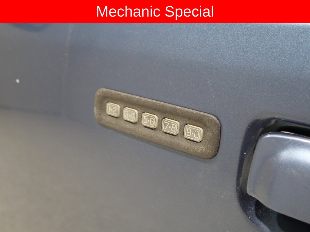 Used 1999 Ford Explorer XLT AWD/4WD image 16