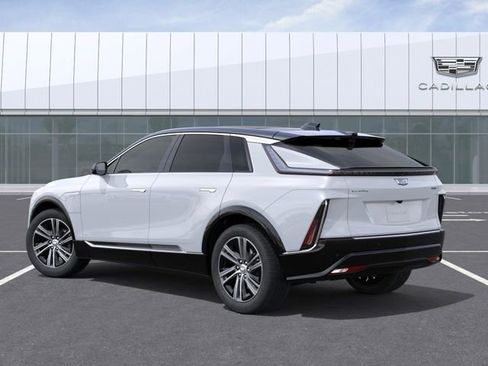New 2026 Cadillac Lyriq Premium Luxury RWD image 3