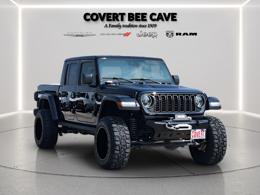 Used 2025 Jeep Gladiator Rubicon AWD/4WD image 3