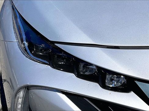 Used 2017 Toyota Prius Prime Plus image 27