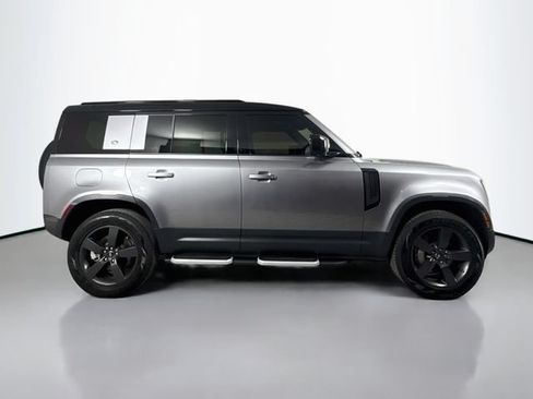 Certified 2024 Land Rover Defender 110 S AWD/4WD image 4