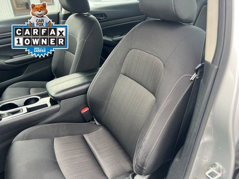Used 2024 Nissan Altima 2.5 SV FWD image 11