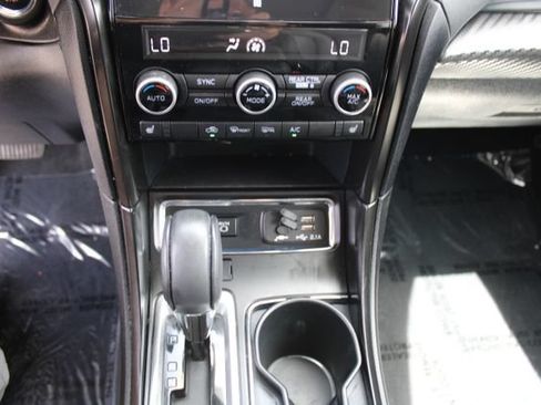 Used 2022 Subaru Ascent Onyx Edition AWD/4WD image 25
