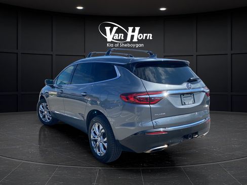 Used 2018 Buick Enclave Avenir w/ Avenir Technology Package AWD/4WD image 5
