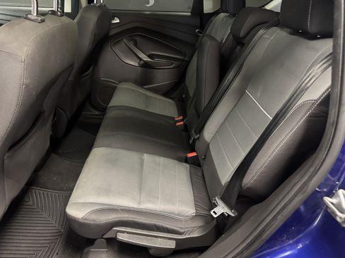 Used 2015 Ford Escape SE FWD image 12