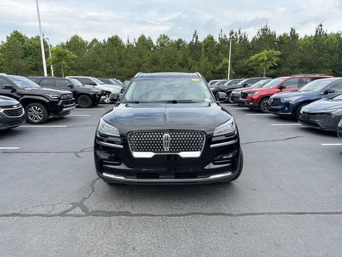Used 2022 Lincoln Aviator Reserve AWD/4WD image 3