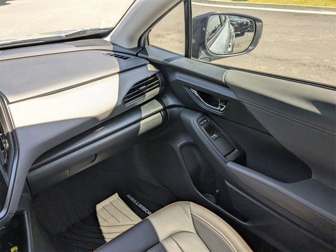 Used 2025 Subaru Crosstrek 2.5i Limited w/ Popular Package #3A image 13