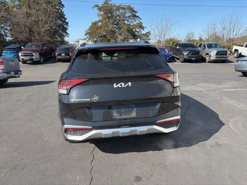 Used 2024 Kia Sportage SX image 6