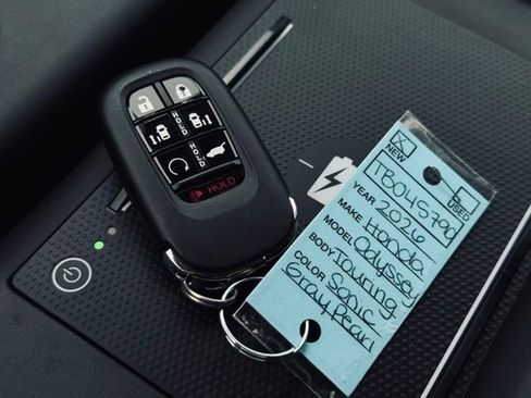 New 2026 Honda Odyssey Touring image 44