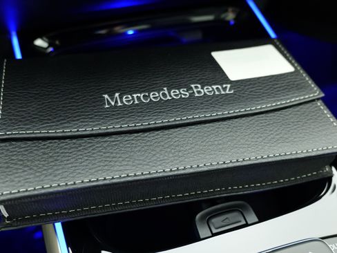 Used 2021 Mercedes-Benz GLB 250 4MATIC image 44
