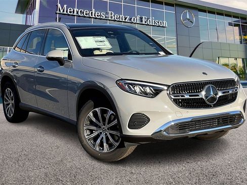 New 2026 Mercedes-Benz GLC 300 4MATIC image 1