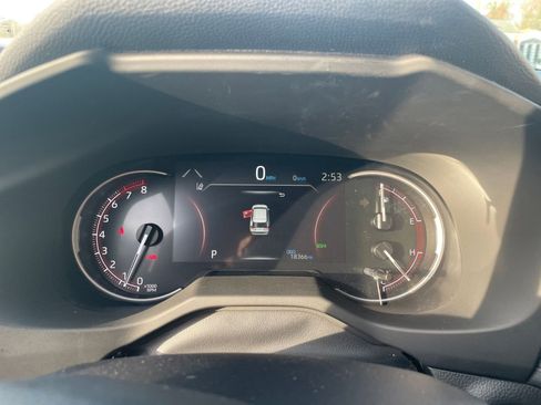 Used 2025 Toyota RAV4 XLE image 36