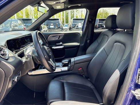 Used 2021 Mercedes-Benz GLB 250 image 9