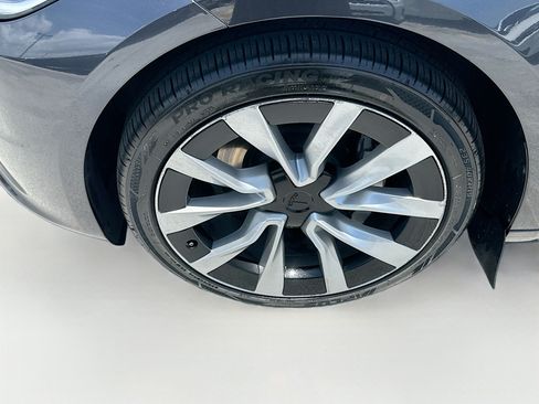 Used 2025 Tesla Model 3 Long Range RWD image 33