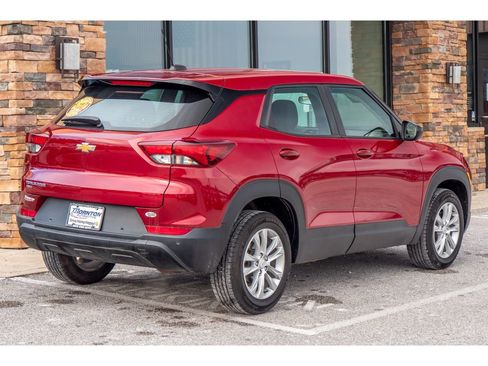 Used 2021 Chevrolet TrailBlazer LS image 3