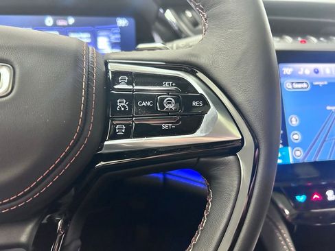New 2026 Jeep Grand Cherokee L Summit AWD/4WD image 11