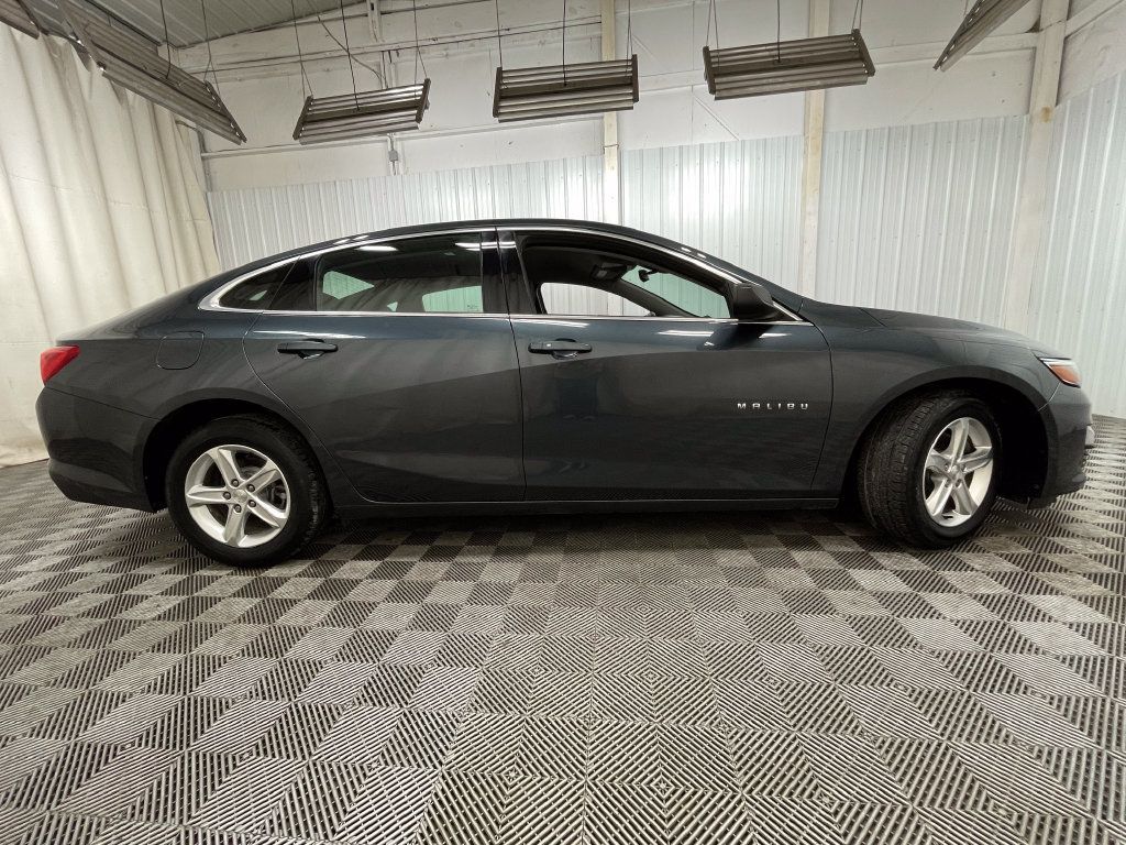 Used 2019 Chevrolet Malibu LS FWD image 15
