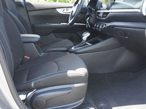 Used 2023 Kia Forte LXS FWD image 18
