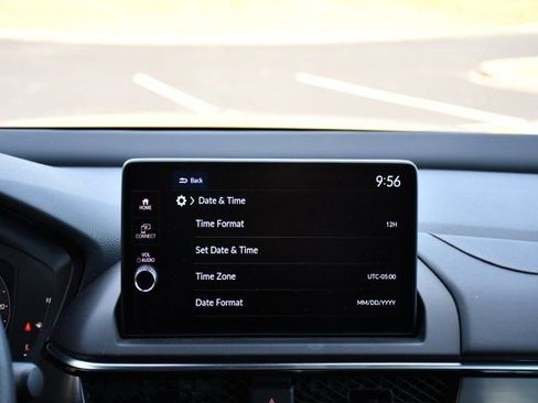 Used 2025 Acura ADX A-Spec image 25