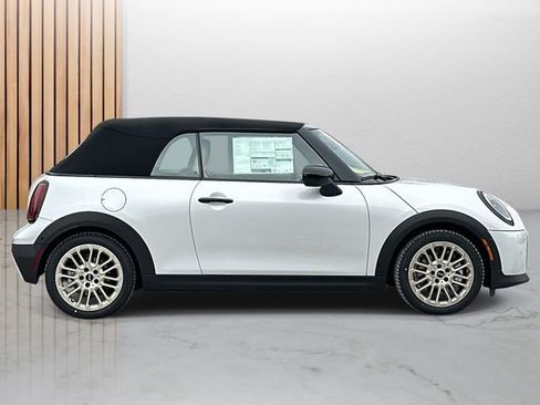 New 2026 MINI Cooper S image 2