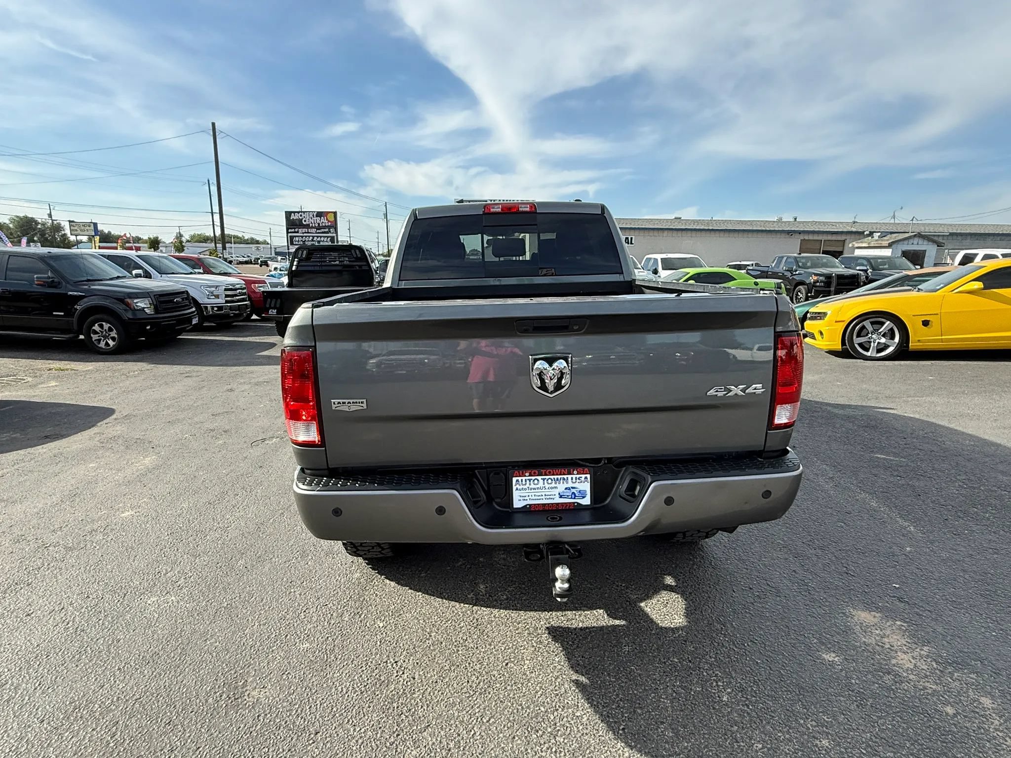 Used 2011 RAM 2500 Laramie w/ Cold Weather Group AWD/4WD image 4