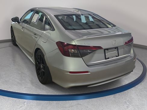 Certified 2025 Honda Civic Sport image 8