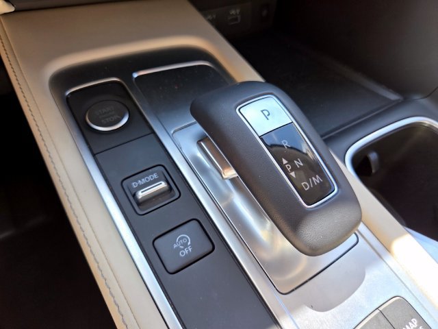 Used 2025 INFINITI QX60 Luxe w/ Vision Package FWD image 29