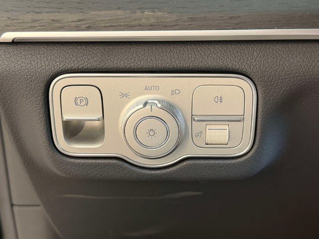 Certified 2026 Mercedes-Benz GLE 350 4MATIC image 21