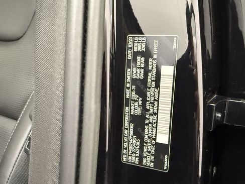 Certified 2023 Volvo XC90 B6 Ultimate w/ Protection Package Premier AWD/4WD image 30