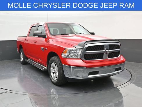 Used 2019 RAM 1500 Classic SLT w/ Luxury Group AWD/4WD image 1