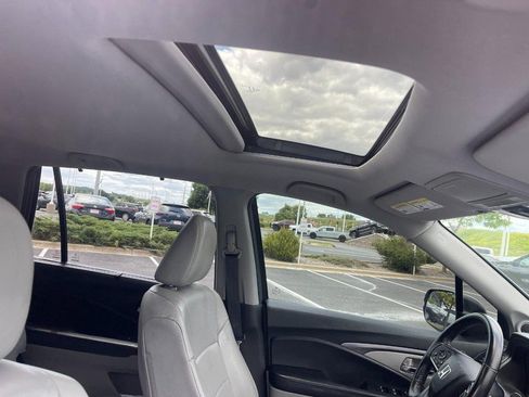 Used 2021 Honda Pilot EX-L image 11